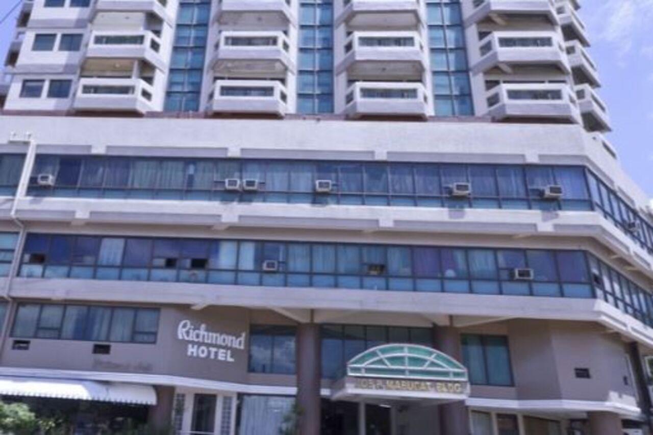Richmond Plaza Hotel Tabok Extérieur photo