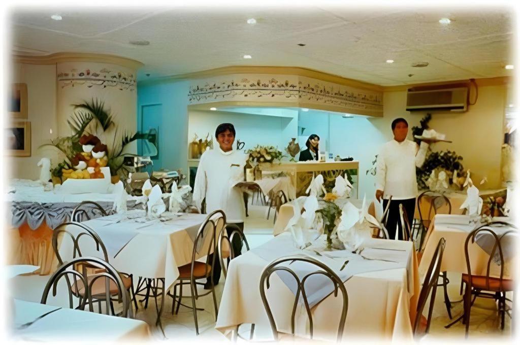 Richmond Plaza Hotel Tabok Extérieur photo