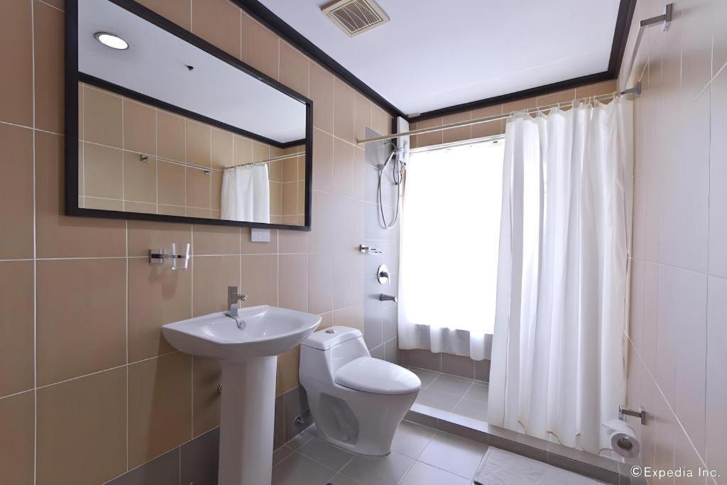 Richmond Plaza Hotel Tabok Extérieur photo