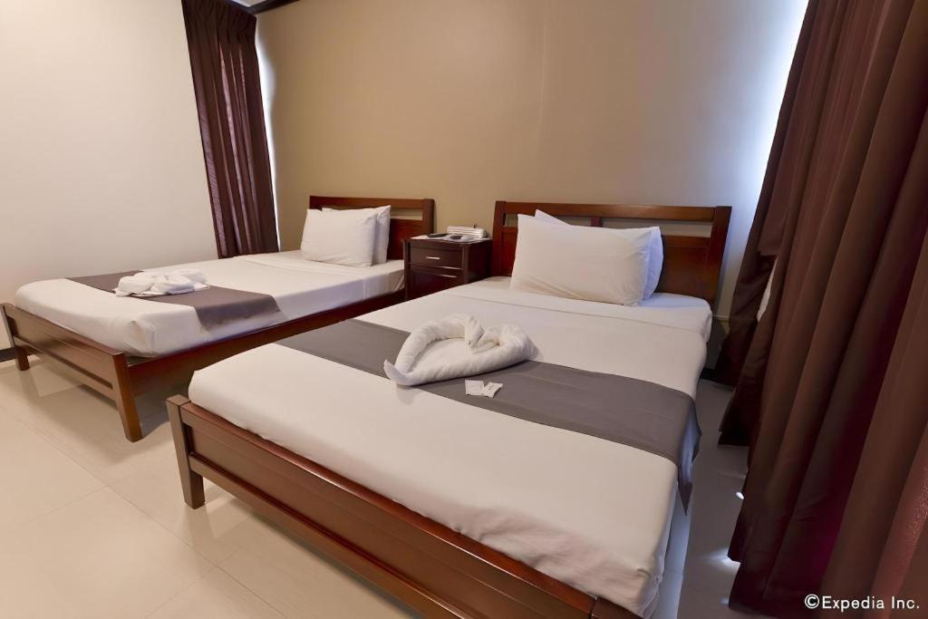 Richmond Plaza Hotel Tabok Extérieur photo