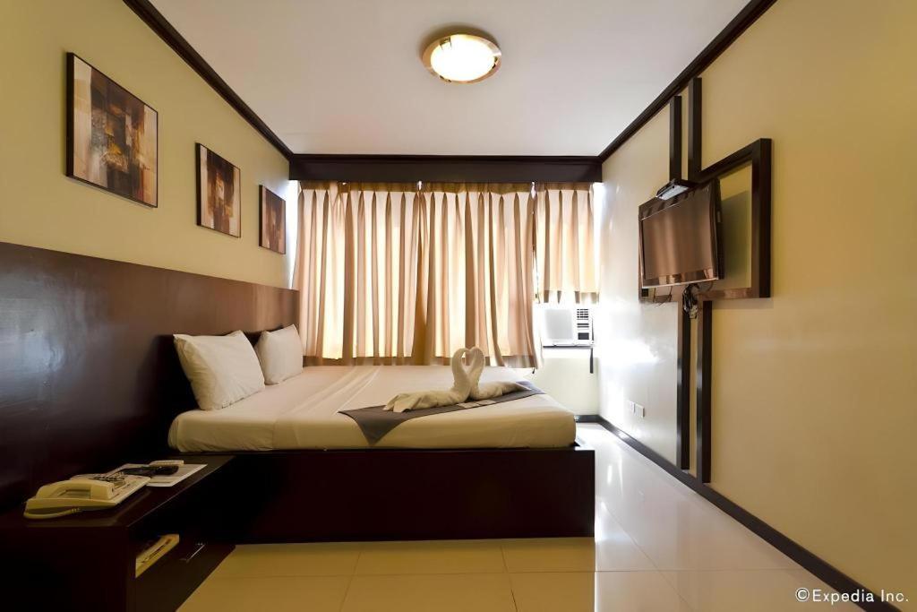 Richmond Plaza Hotel Tabok Extérieur photo